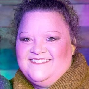 Meet your Posher, Hollie